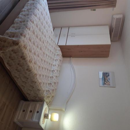 Rooms Nikola Tučepi Exterior foto