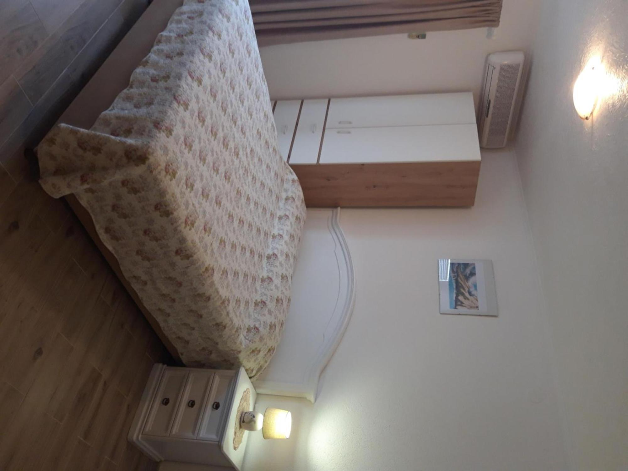 Rooms Nikola Tučepi Exterior foto